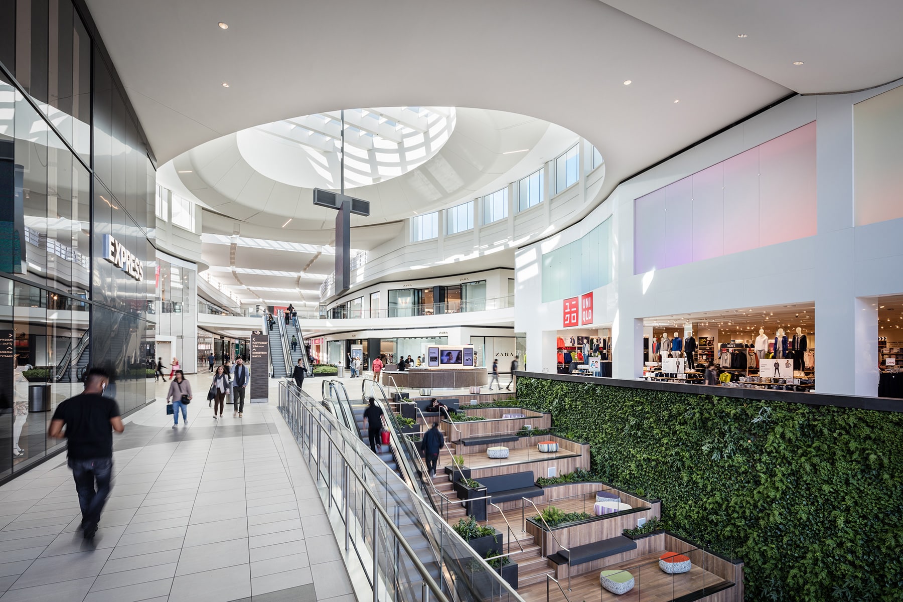 Del Amo Fashion Mall - Phase II in Torrance, CA (Del Amo Fashion