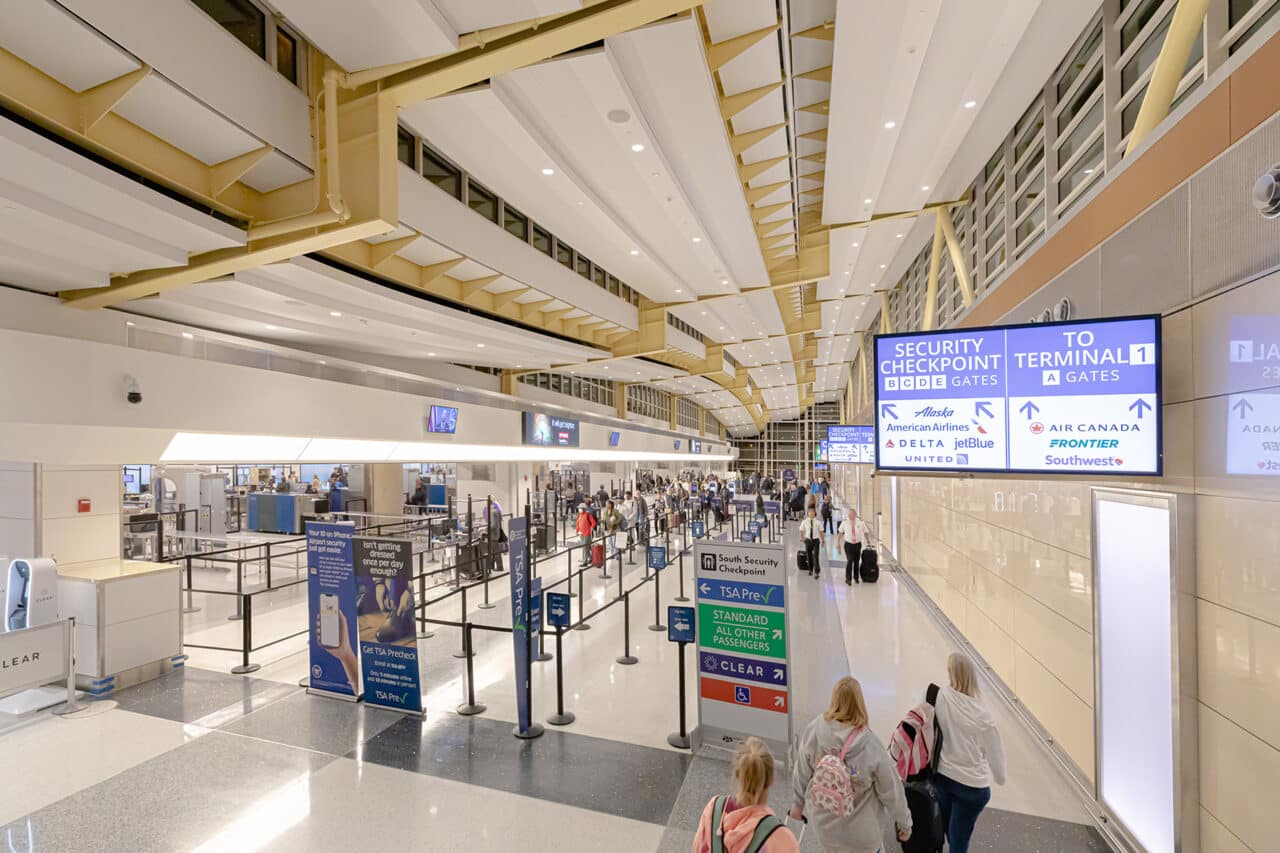 Reagan National Airport New North Concourse and Secure National Hall in
